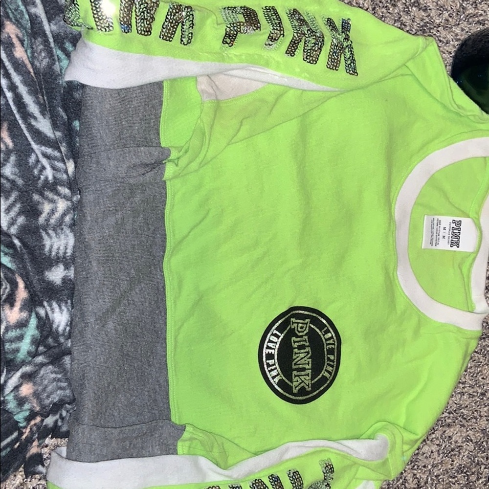 PINK Medium Neon green long sleeve(never worn)